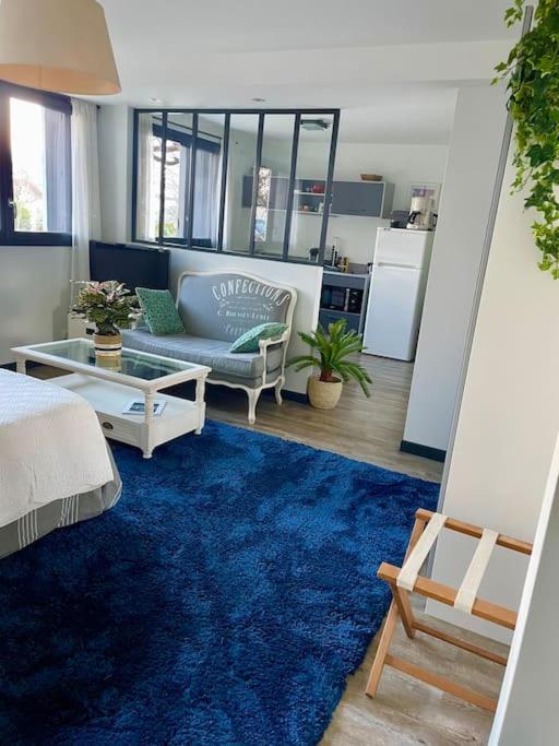 Appartement Independant 30 M² A 500M Du Lac, 2 Velos Et Parking Fournis Sévrier Kültér fotó